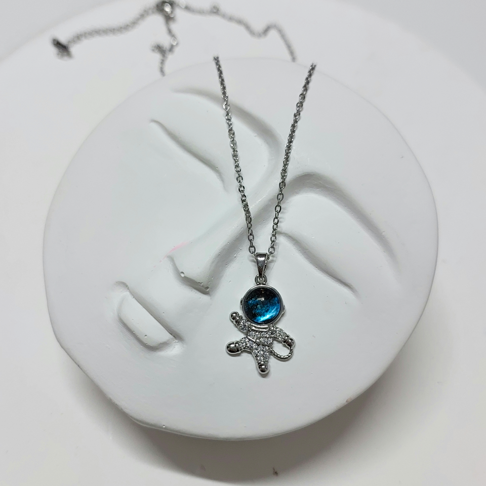 Çelik Astronot Kolye