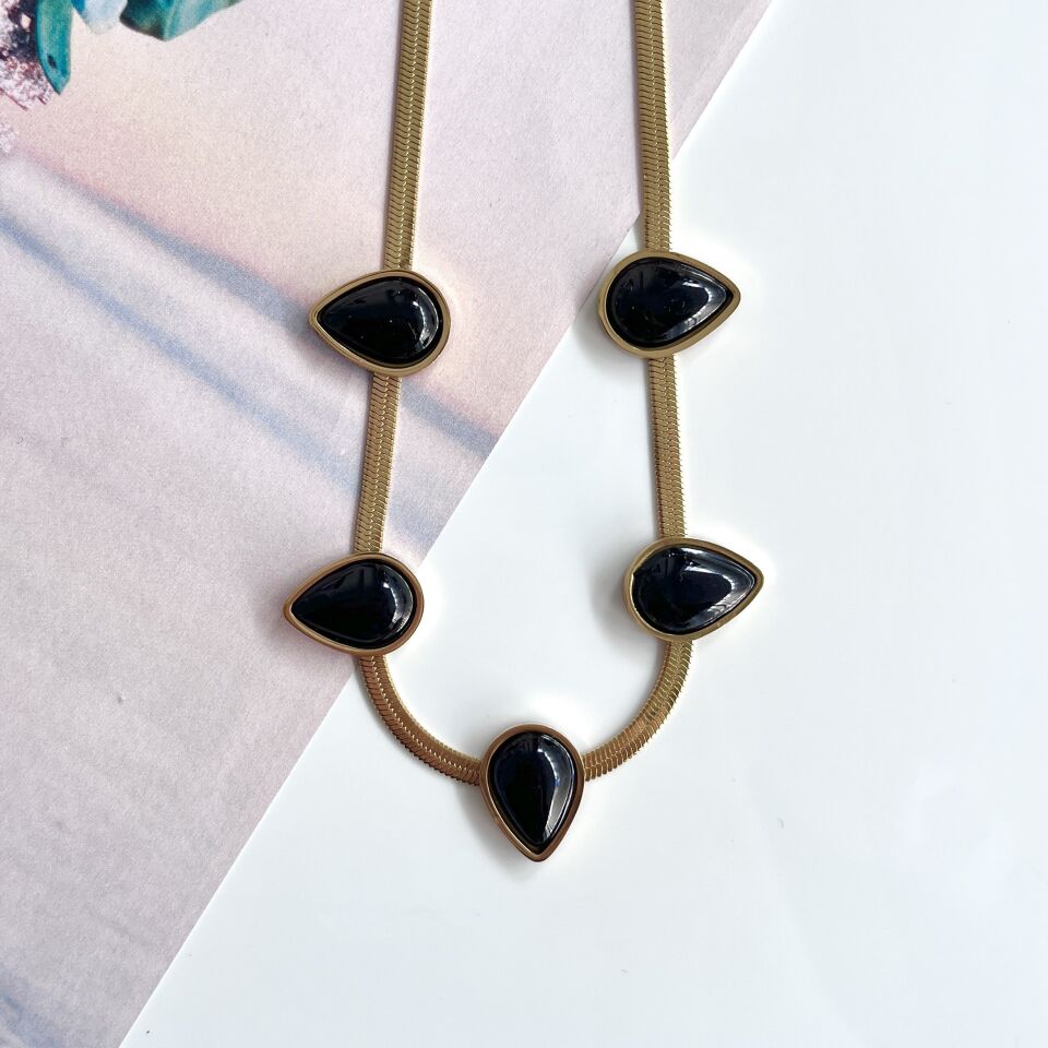 Çelik Oniks Taşı Kolye