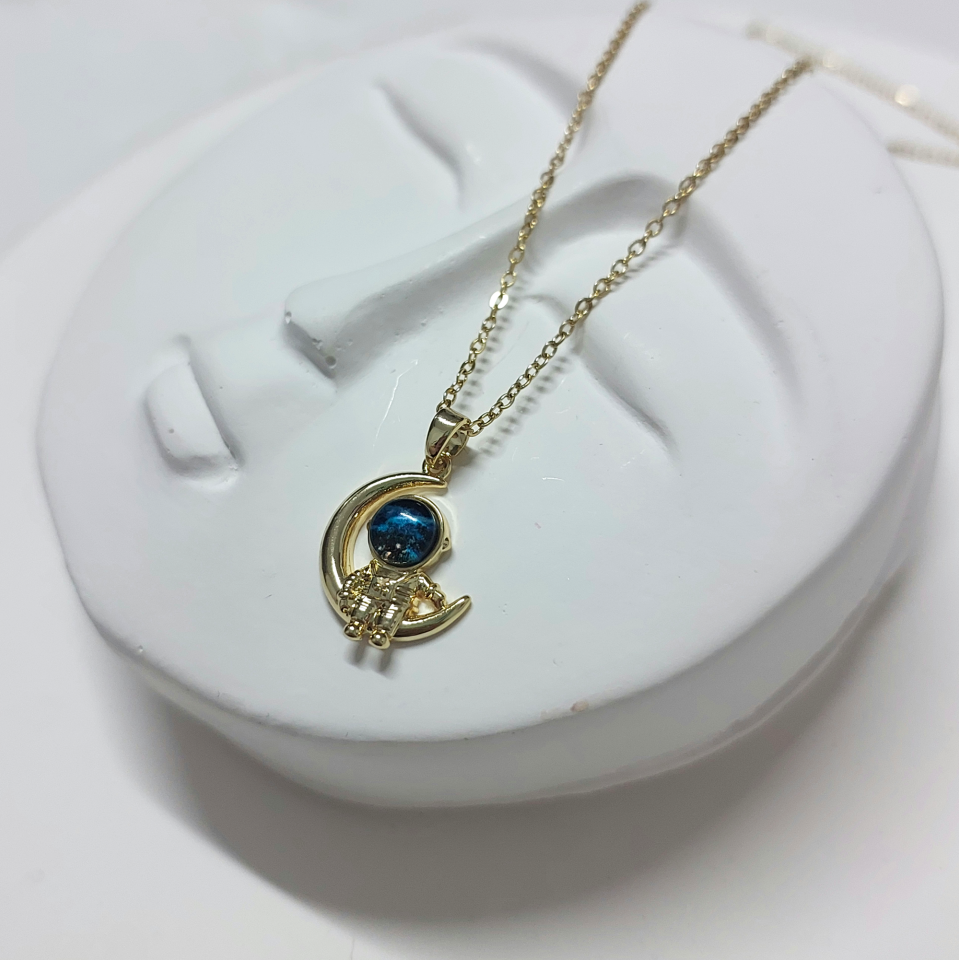 Çelik Ay & Astronot Kolye