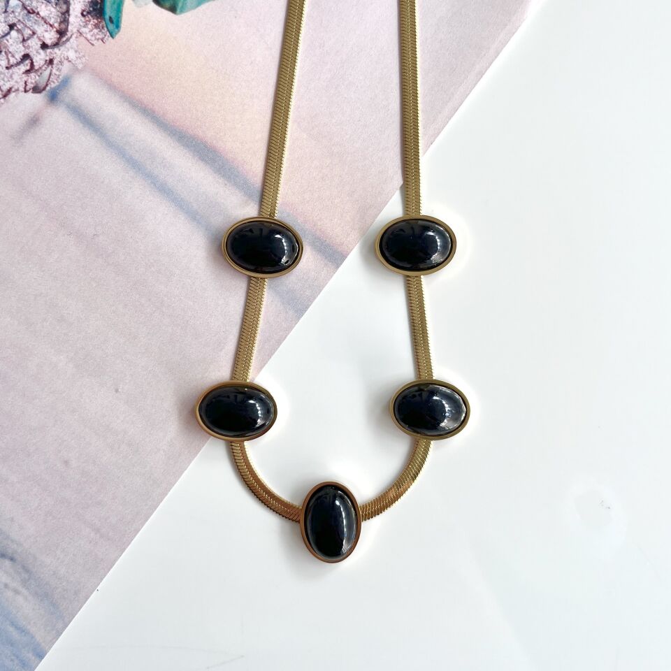 Çelik Oniks Taşı Kolye