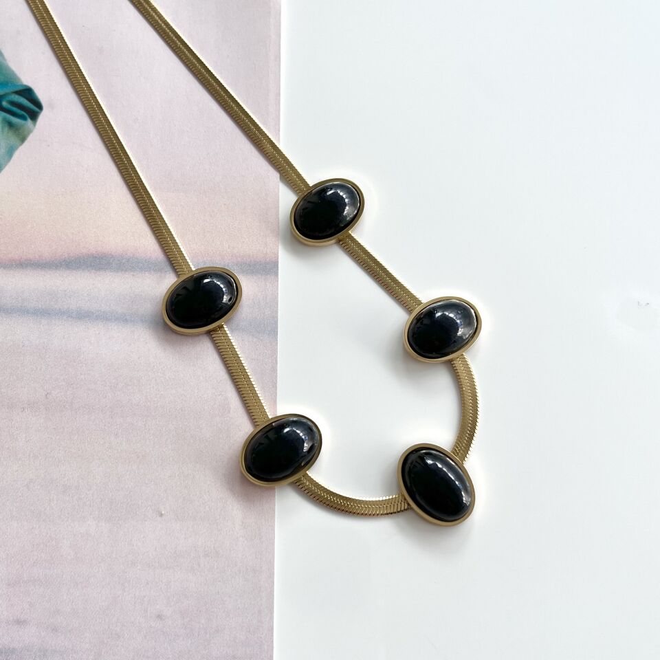 Çelik Oniks Taşı Kolye