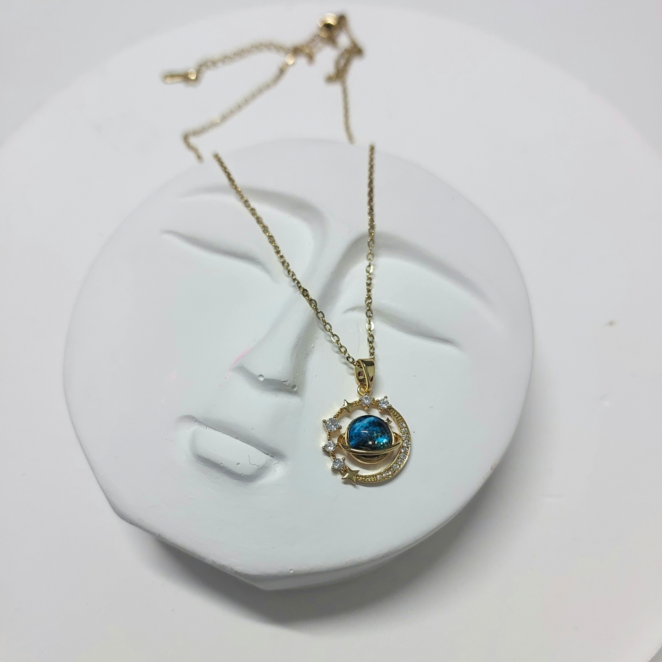 Çelik Zirkon Taşlı Gezegen Kolye