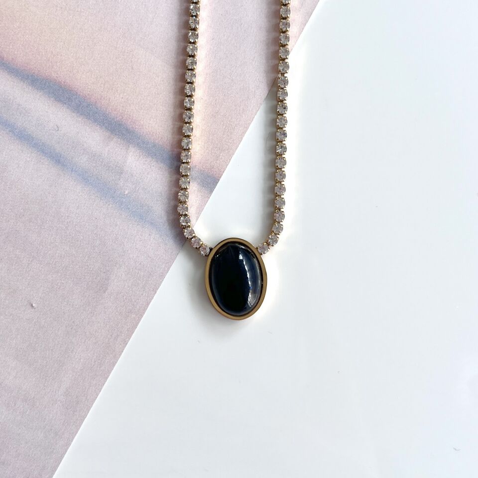 Çelik Su Yolu Oniks Kolye