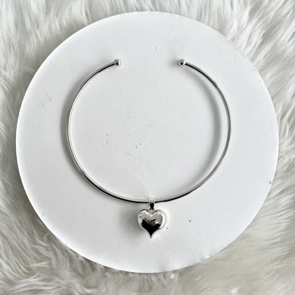 Özel Seri Kalpli Choker Kolye