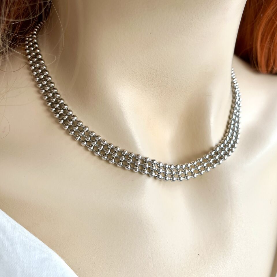 Çelik Topçuk Sıralı Kolye