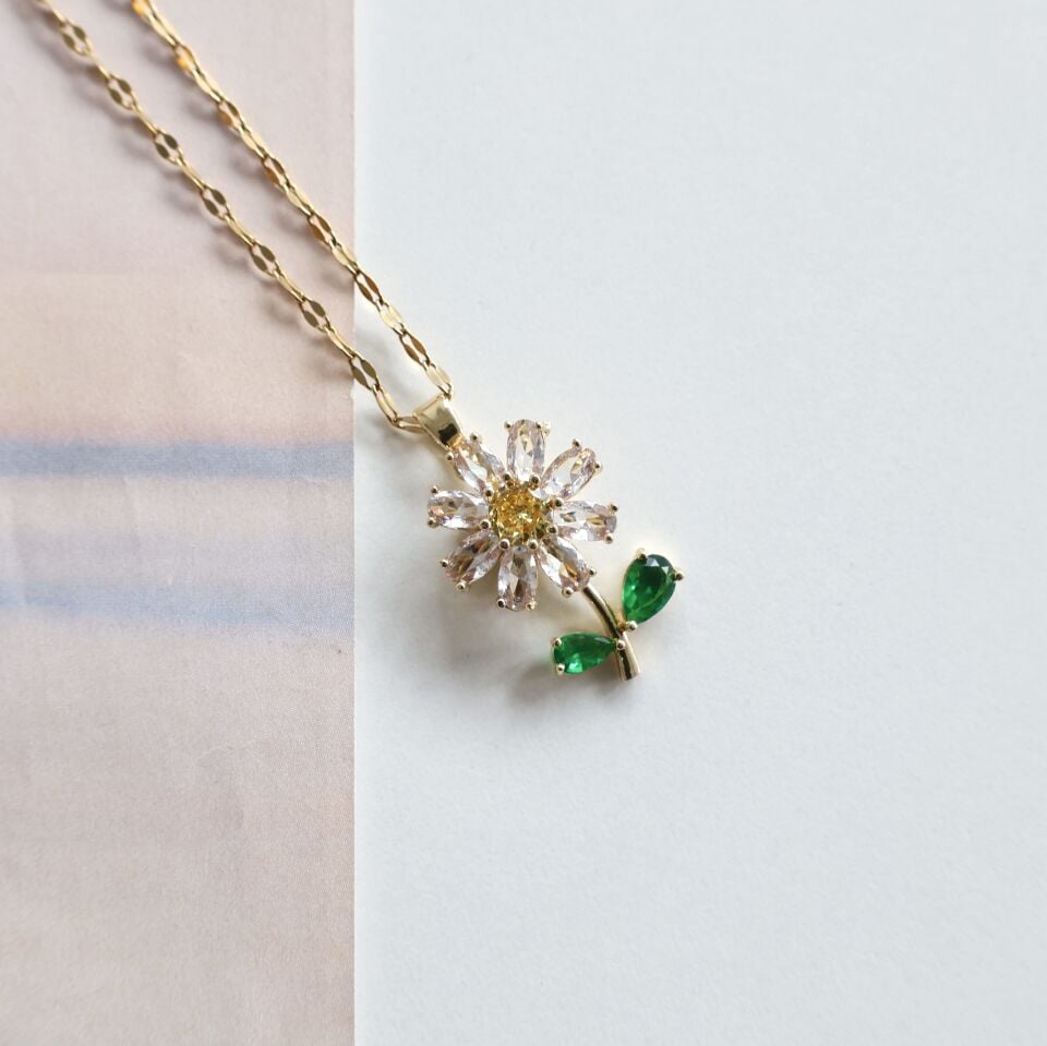 Çelik Dönen Papatya Kolye