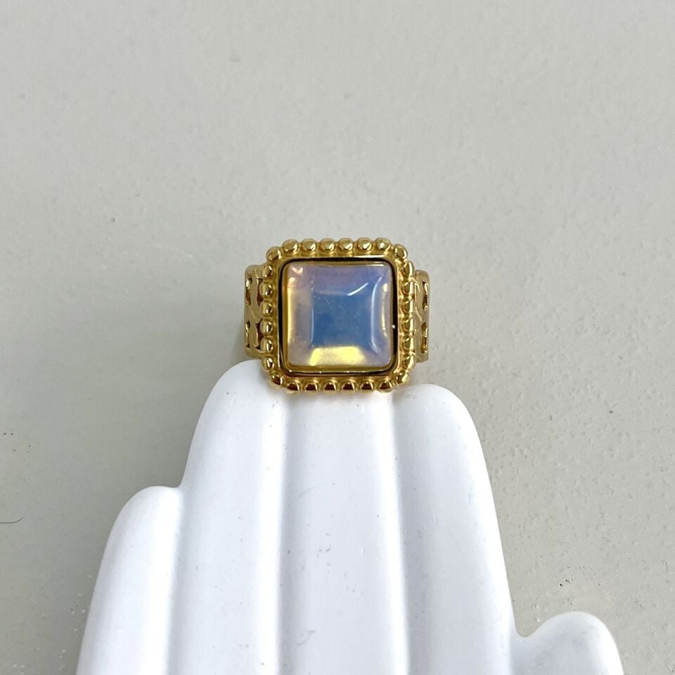 Çelik Ay Taşı Kare Yüzük