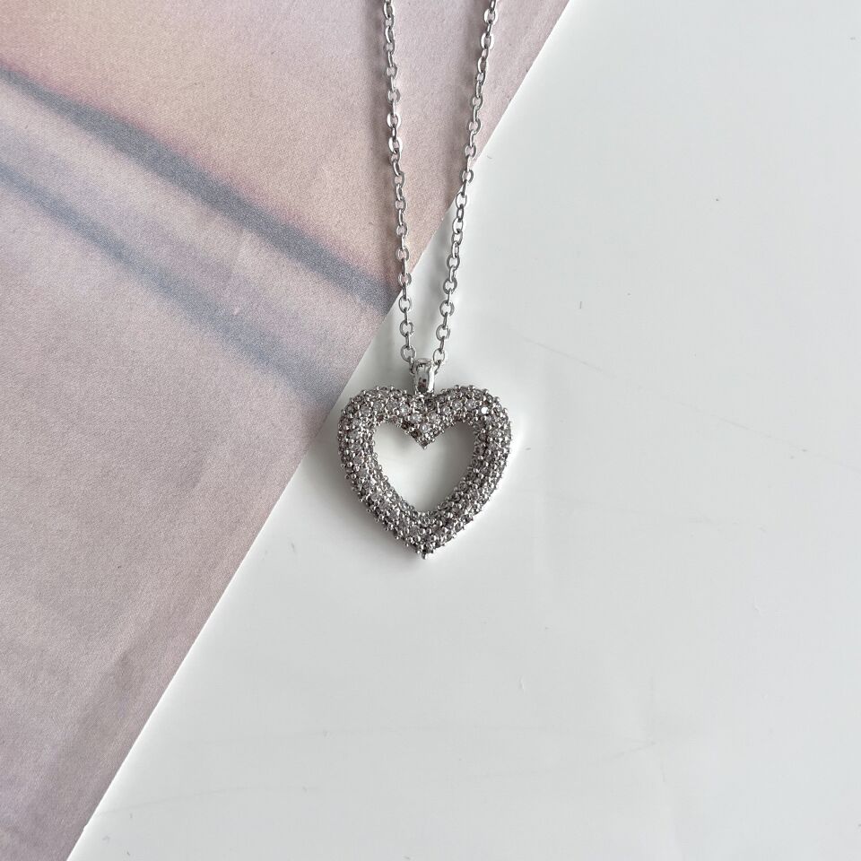 Özel Seri Taşlı Kalp Kolye