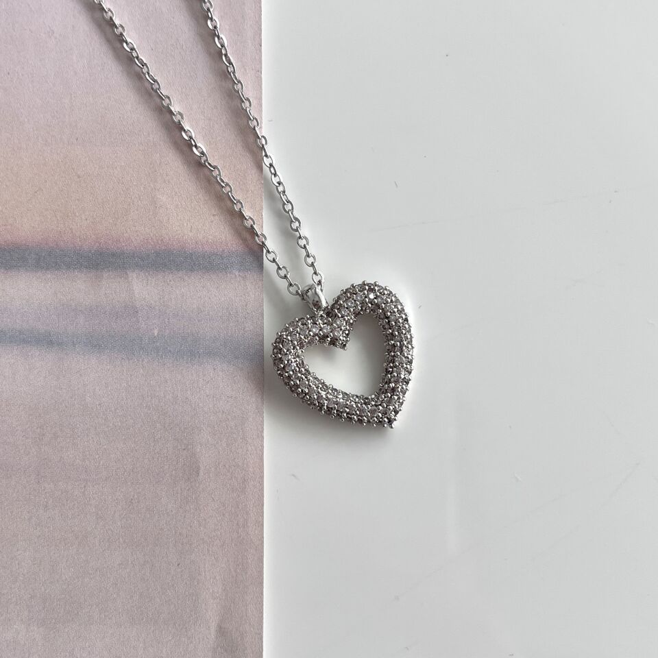 Özel Seri Taşlı Kalp Kolye