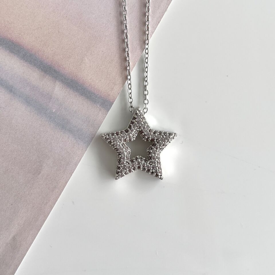 Özel Seri Taşlı Yıldız Kolye