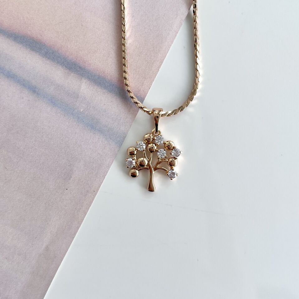 Xuping Taşlı Ağaç Kolye