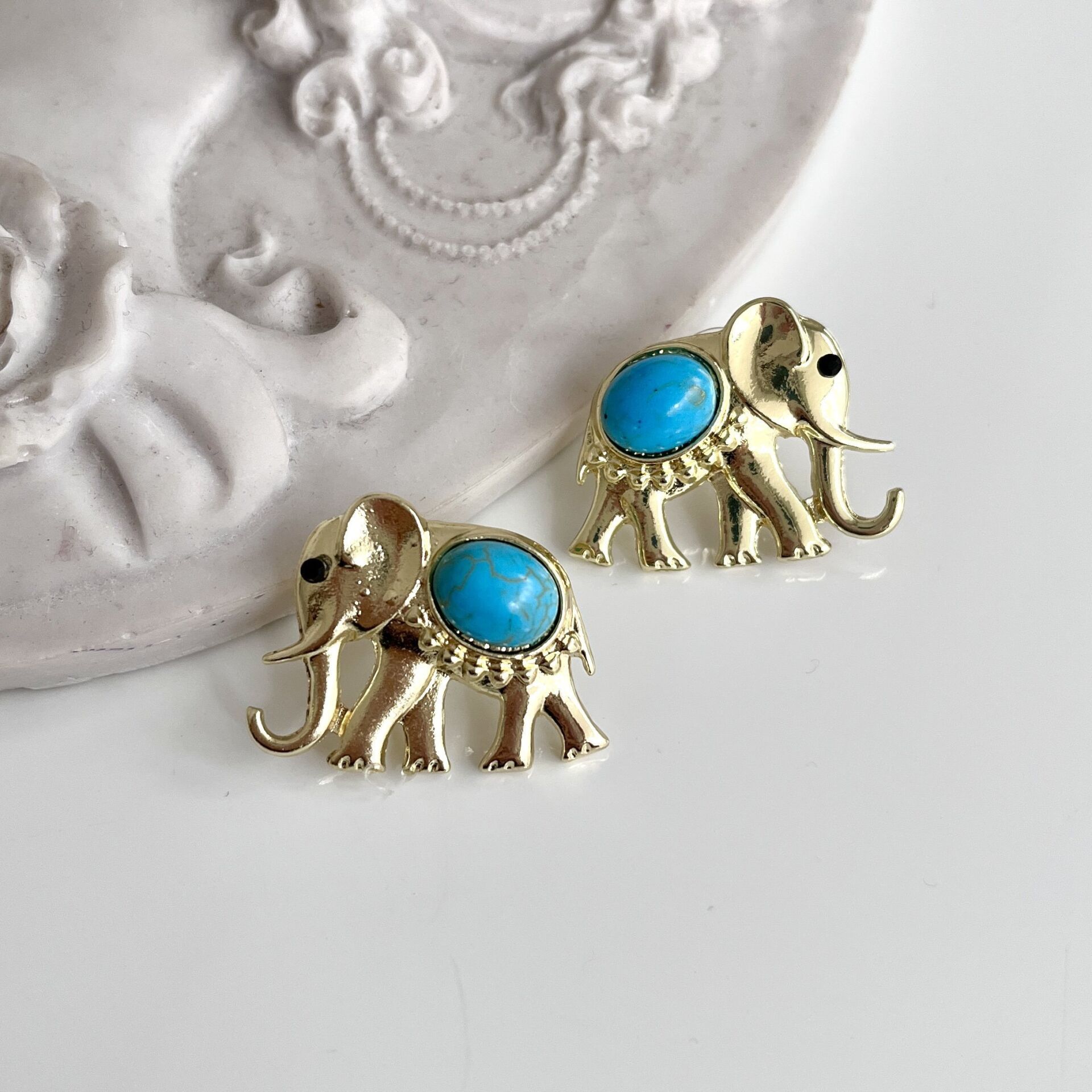 Turkuaz Taşı Fil Küpe