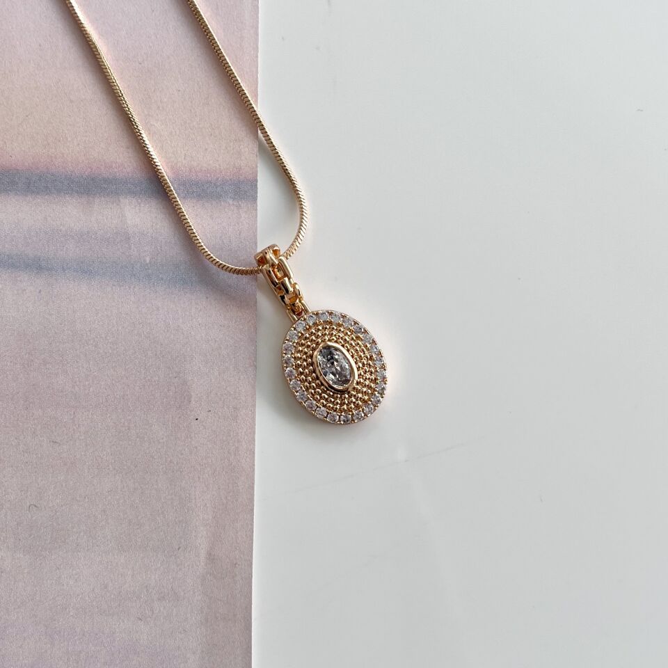 Xuping Taşlı Oval Kolye