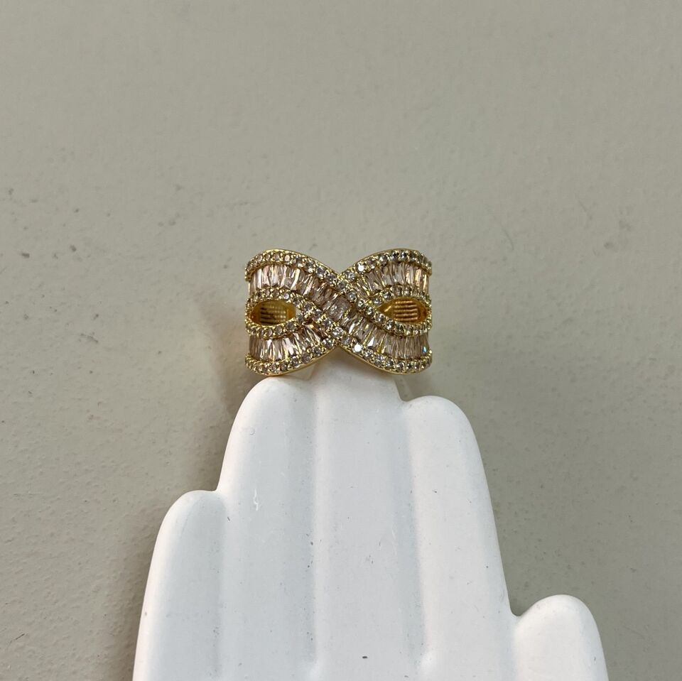 Zirkon Taşlı Yüzük