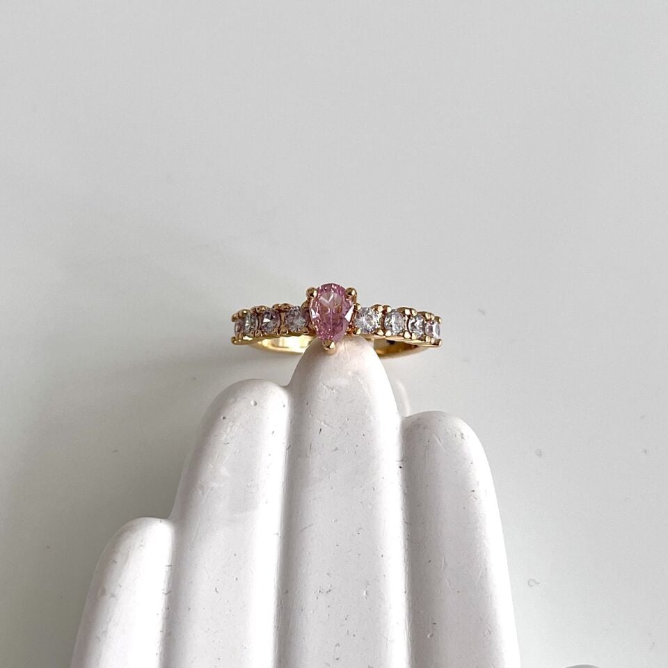 Xuping Pembe Zirkon Yüzük