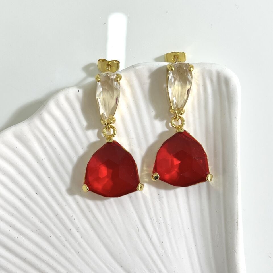 Çelik Kırmızı Kristal Küpe