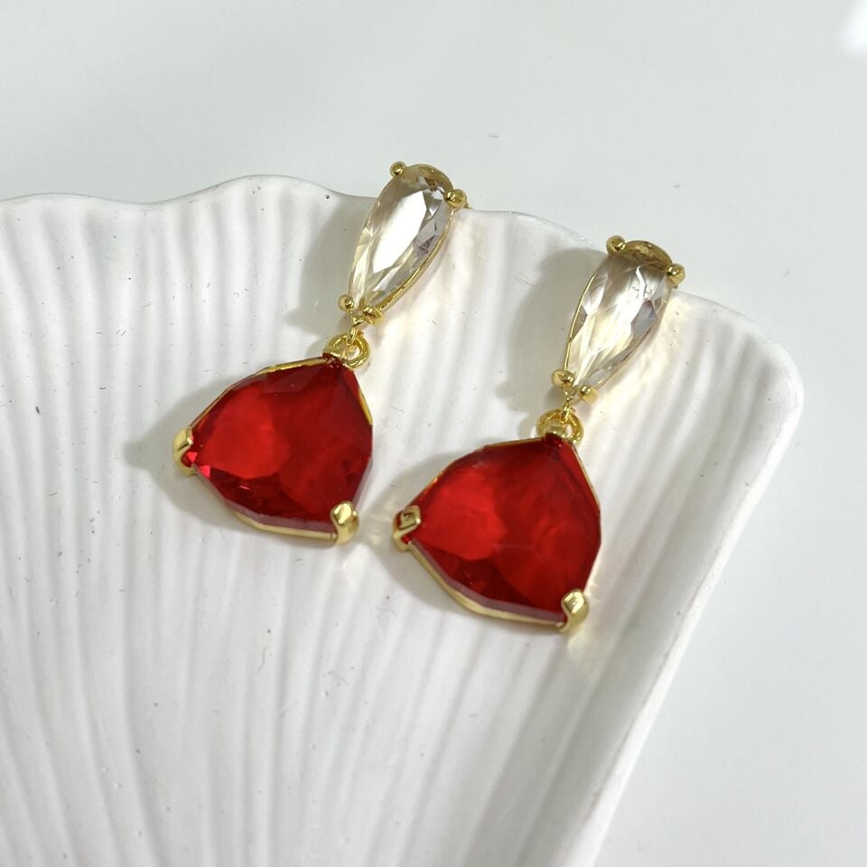 Çelik Kırmızı Kristal Küpe