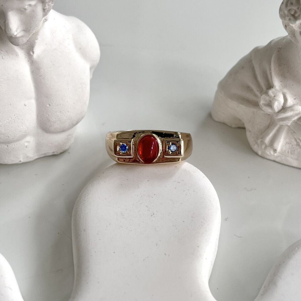 Özel Seri Kırmızı Yüzük