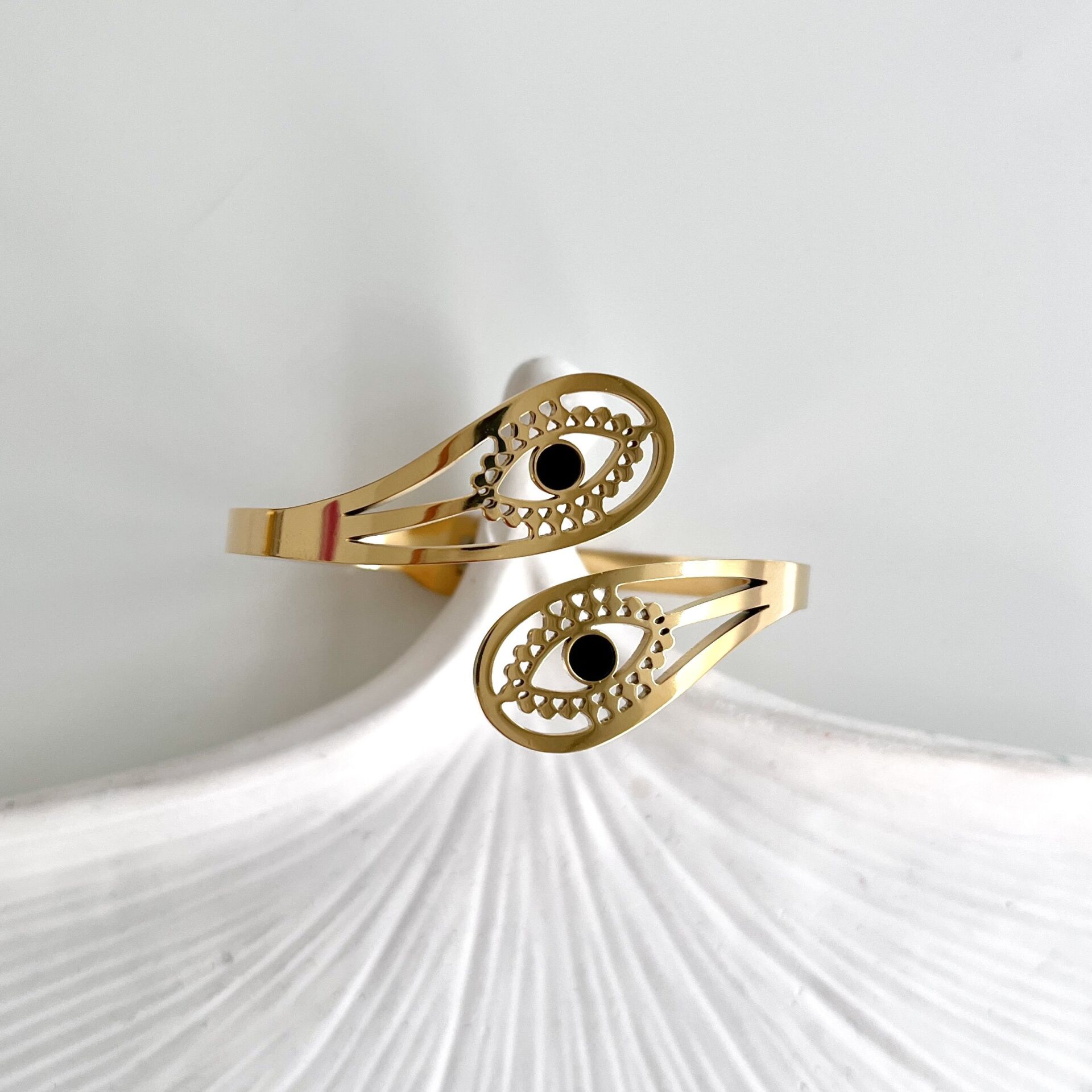 Çelik Siyah Taşlı Kelepçe