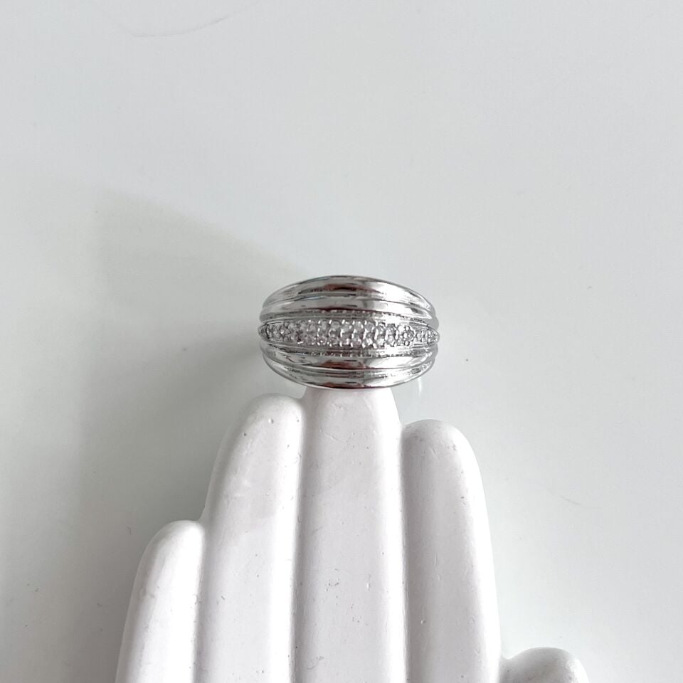 Özel Seri Zirkon Sıralı Yüzük