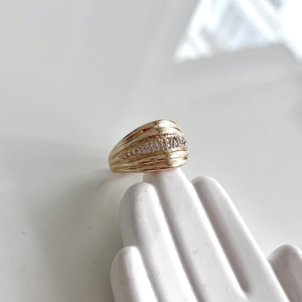 Özel Seri Zirkon Sıralı Yüzük