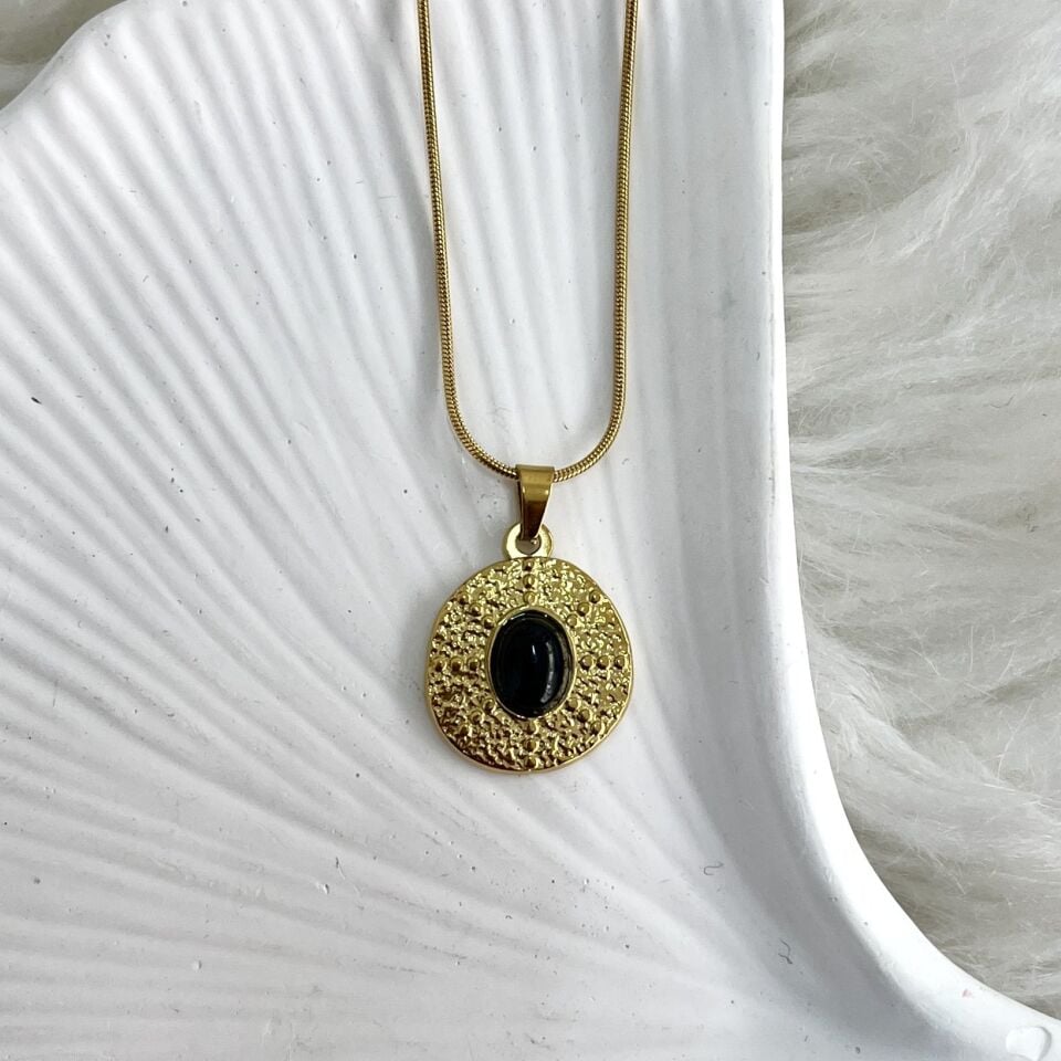 Çelik Oniks Taşı Kolye