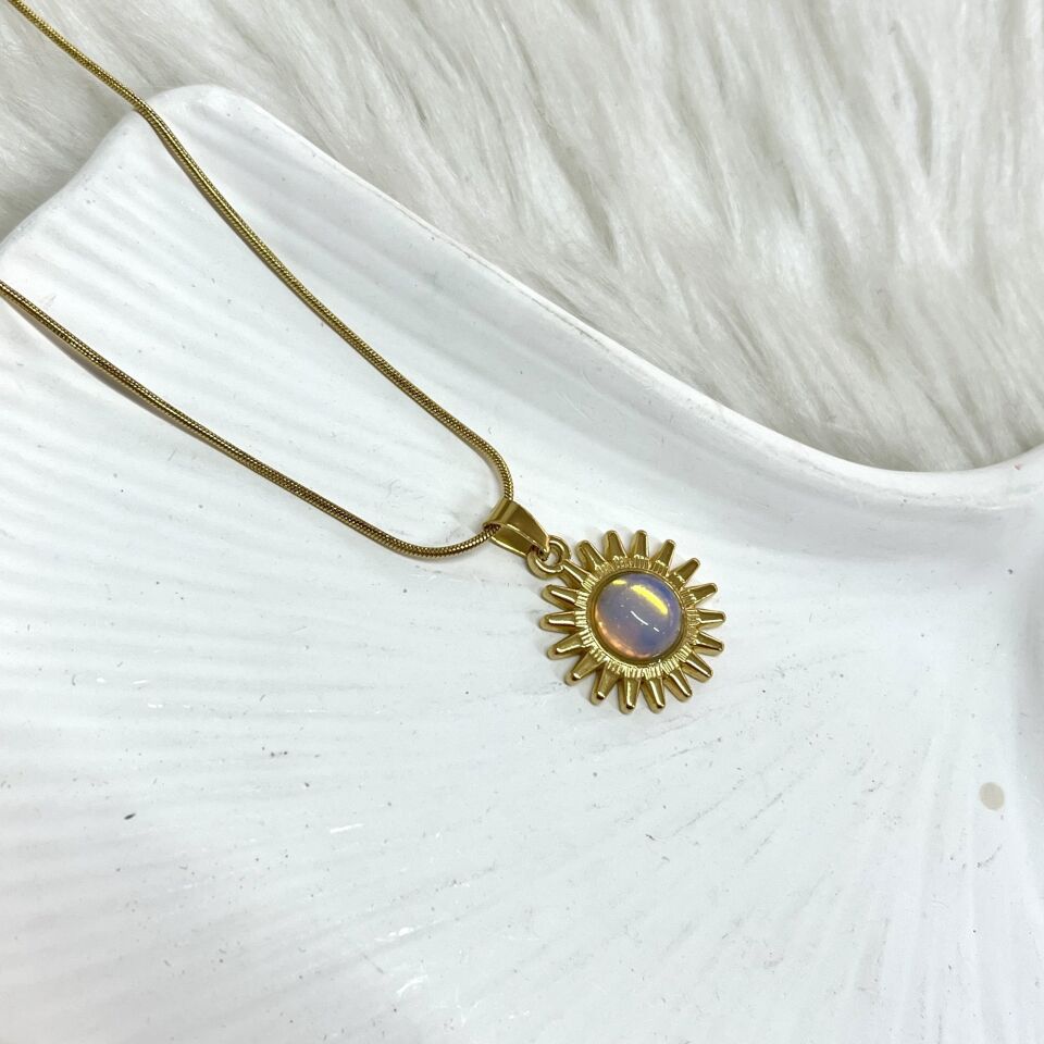 Çelik Ay Taşı Güneş Kolye