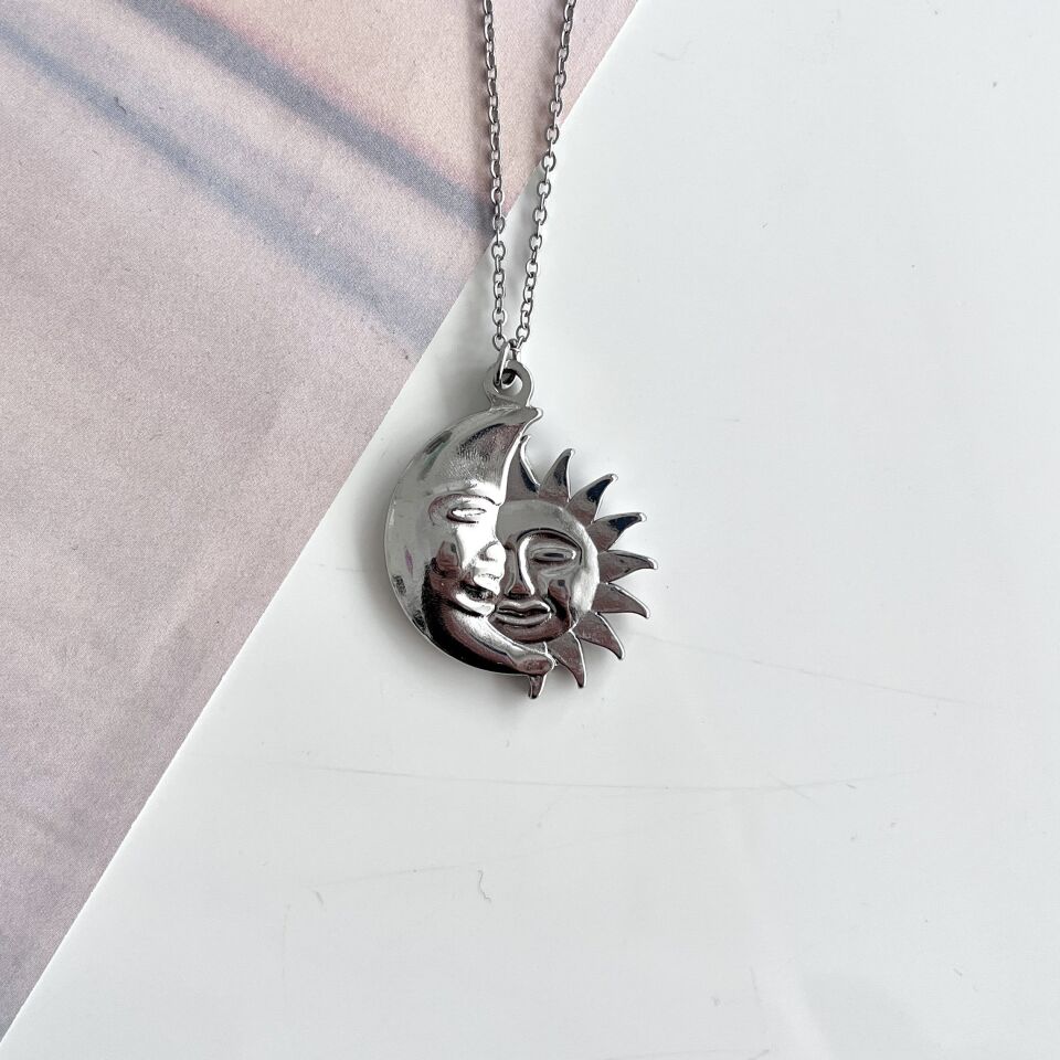 Çelik Ay Güneş Kolye