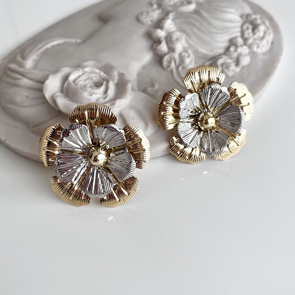 İthal Çiçek Küpe