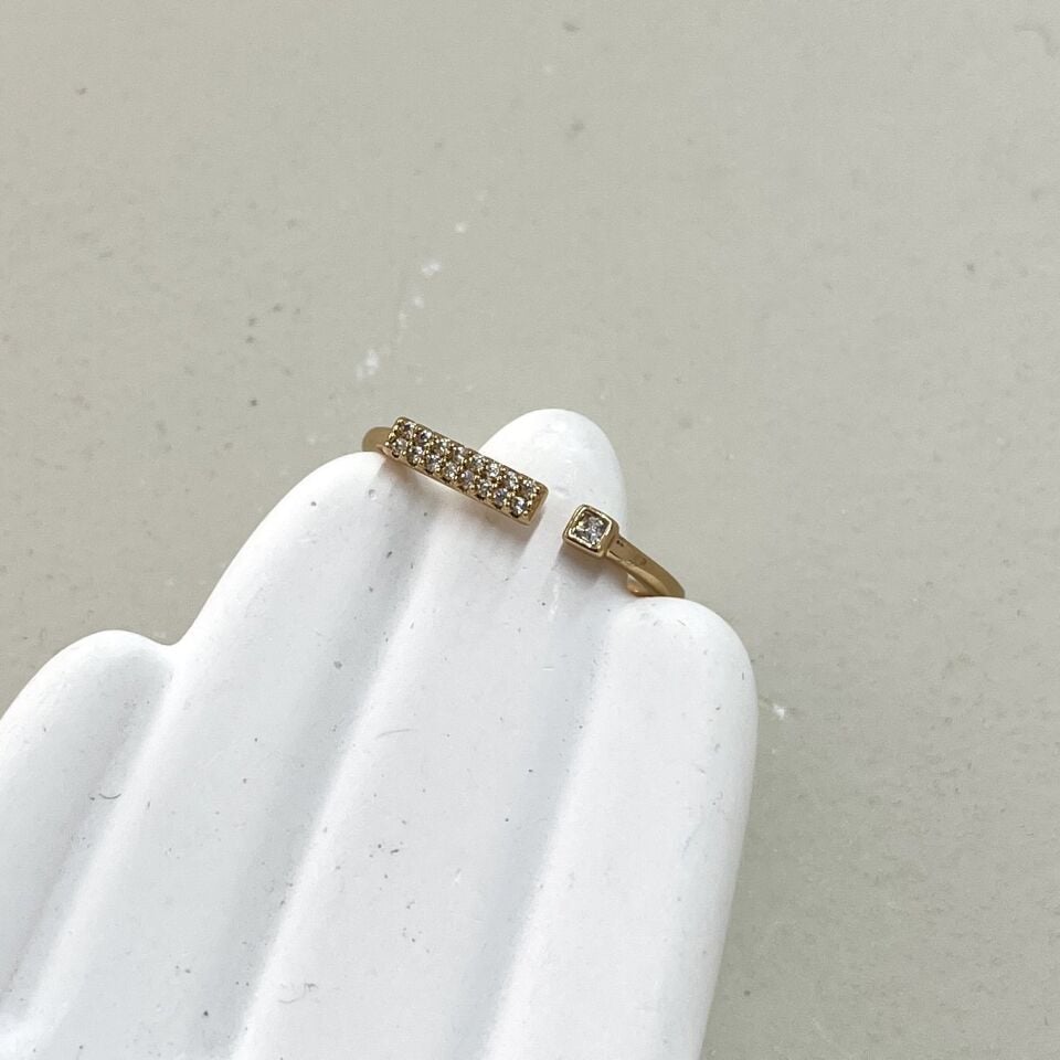 Xuping Taşlı Yüzük