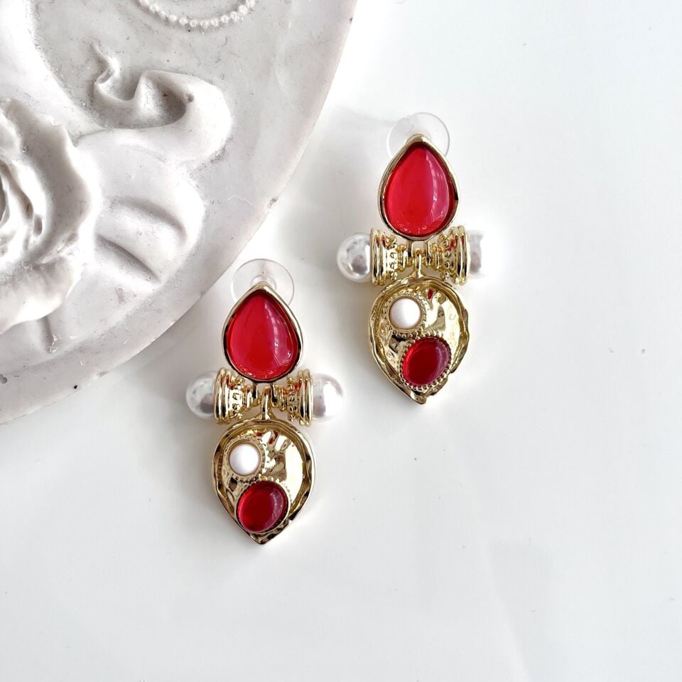 İthal İnci Detay Kırmızı Küpe