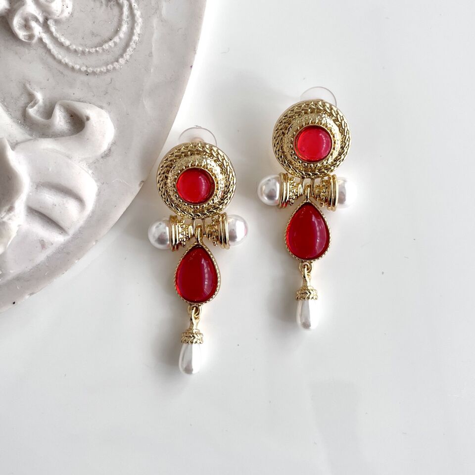 İthal İnci Detay Kırmızı Küpe