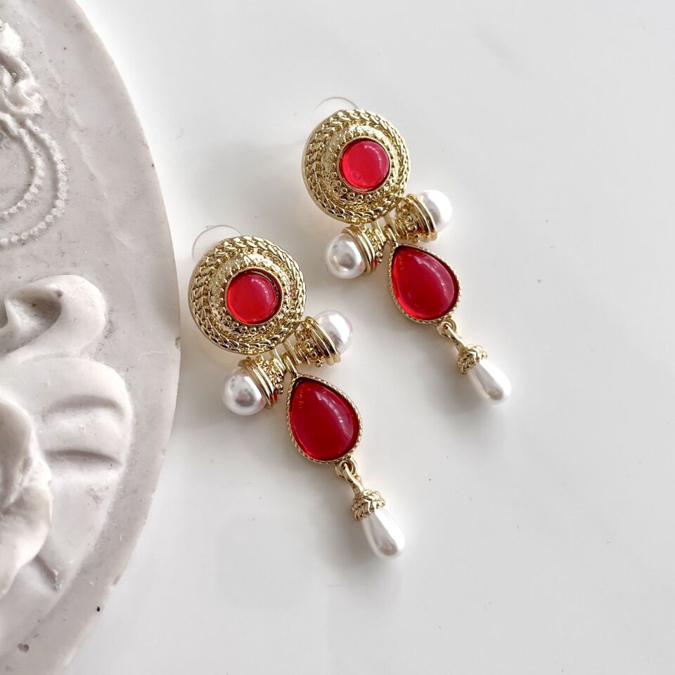 İthal İnci Detay Kırmızı Küpe