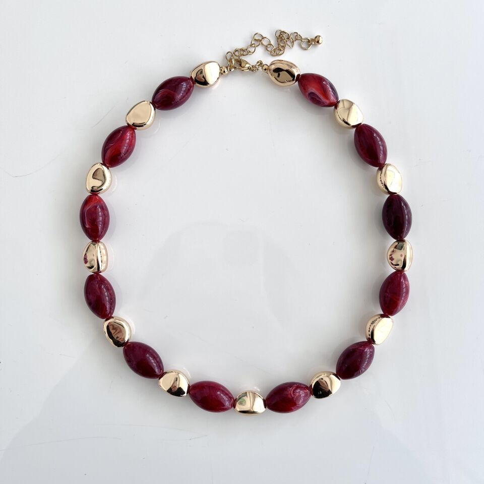 İthal Kırmızı Boncuk Kolye