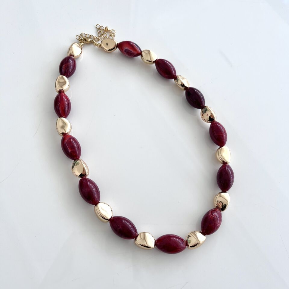 İthal Kırmızı Boncuk Kolye