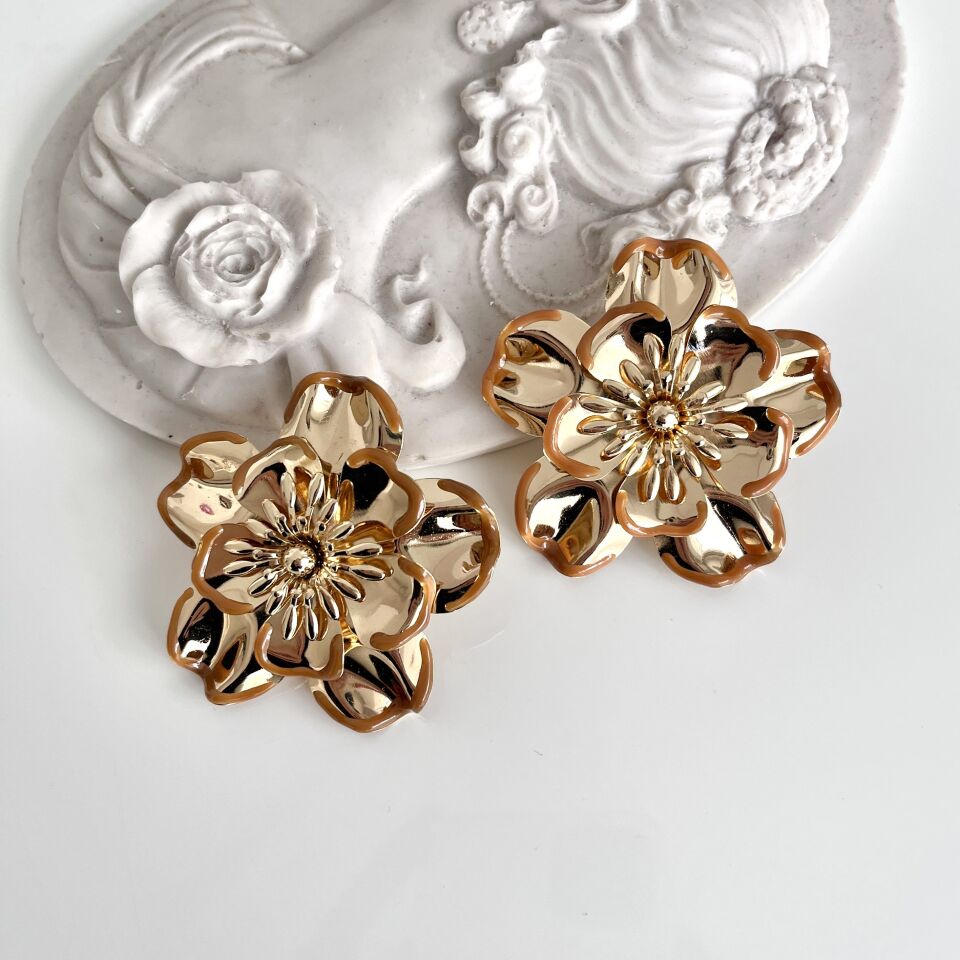 İthal Karamel Çiçek Küpe