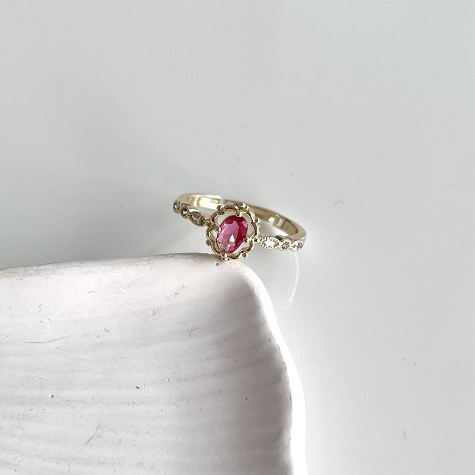 Özel Seri Pembe Yüzük