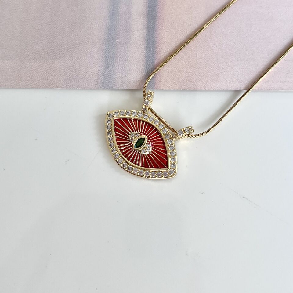 Çelik Taşlı Göz Kolye