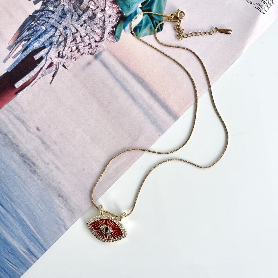 Çelik Taşlı Göz Kolye