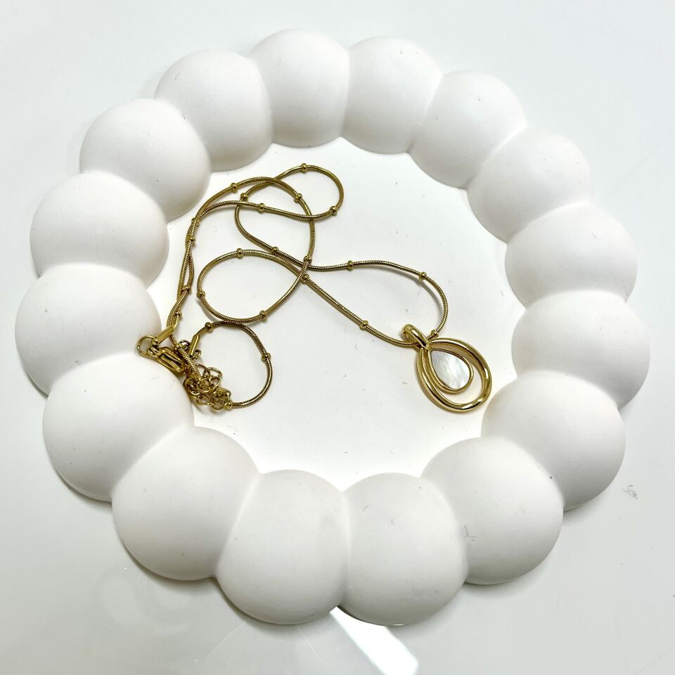 Çelik Sedef Taşı Damla Kolye