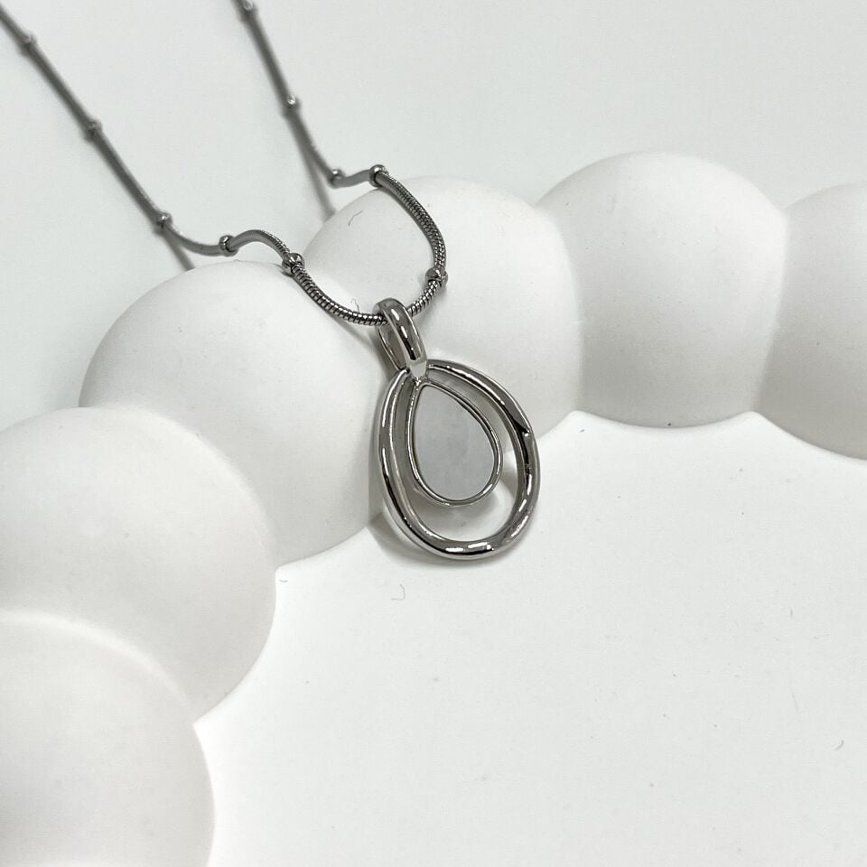 Çelik Sedef Taşı Damla Kolye