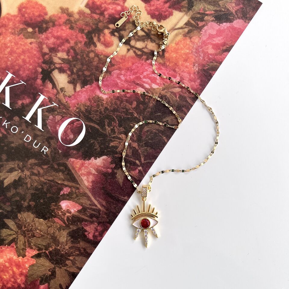 Çelik Taşlı Kırmızı Göz Kolye