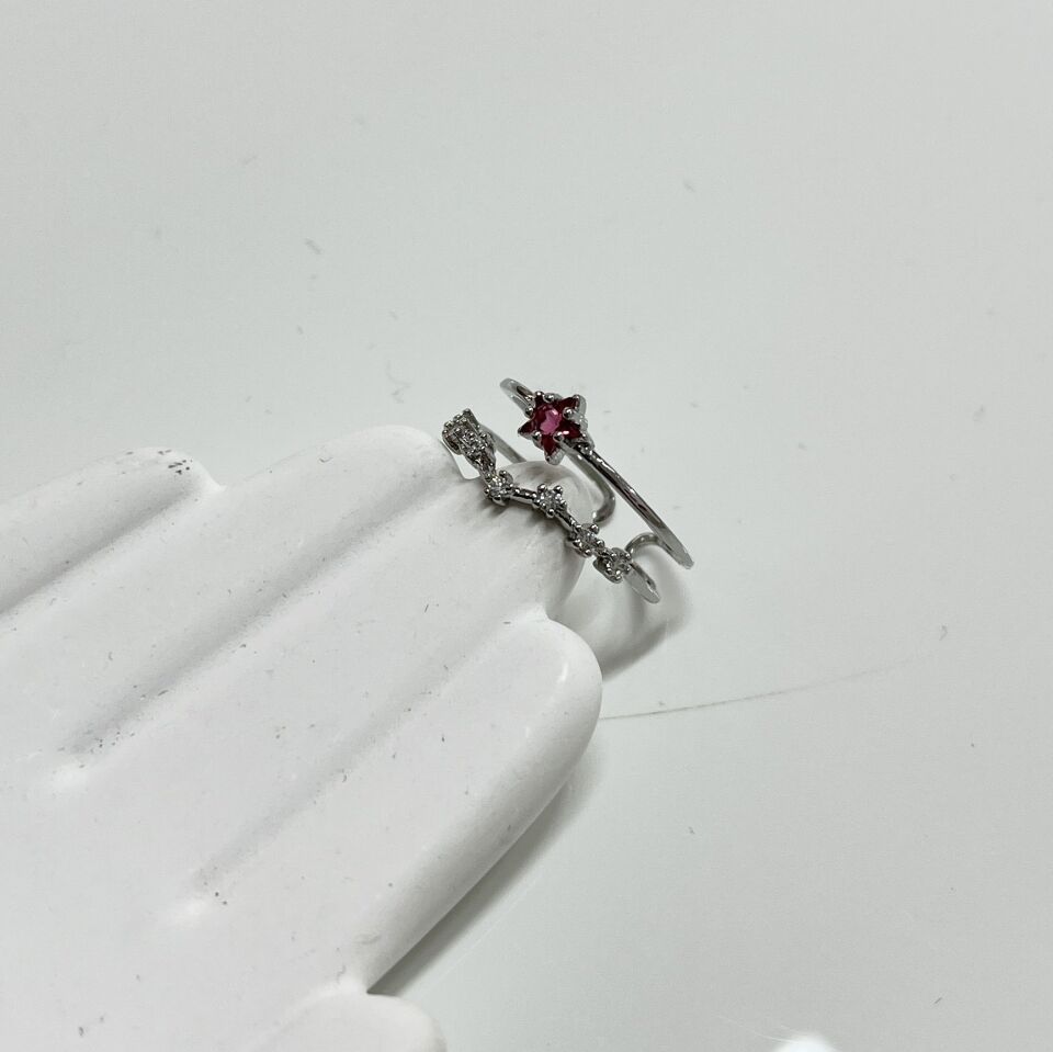 Taşlı Kırmızı Yıldız Prenses Yüzük