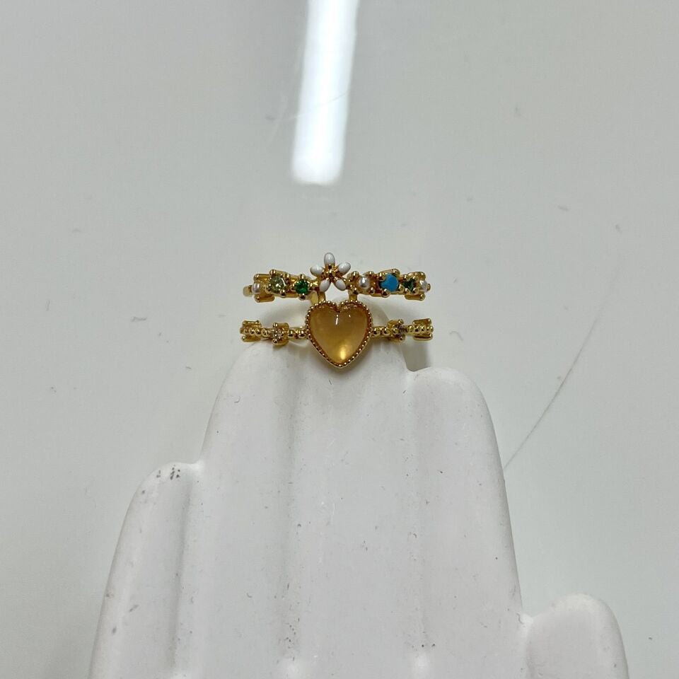 Çiçek Detay Kalpli Prenses Yüzük