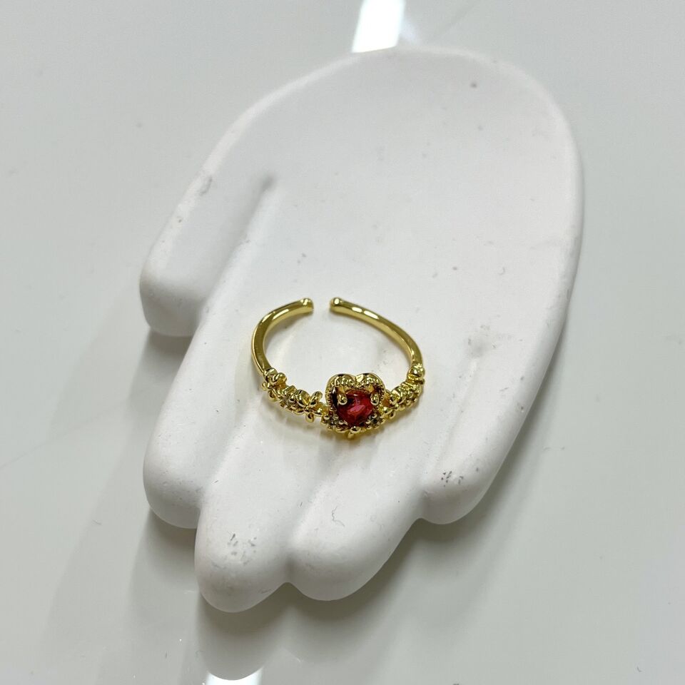 Çiçek Detay Kalpli Prenses Yüzük